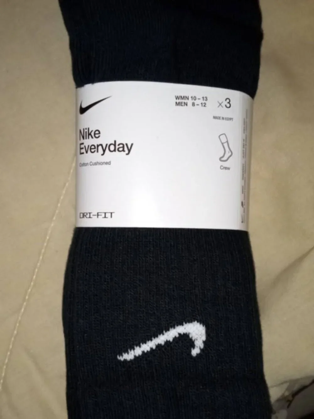 nike everyday dri fit black crew socks 3 pack